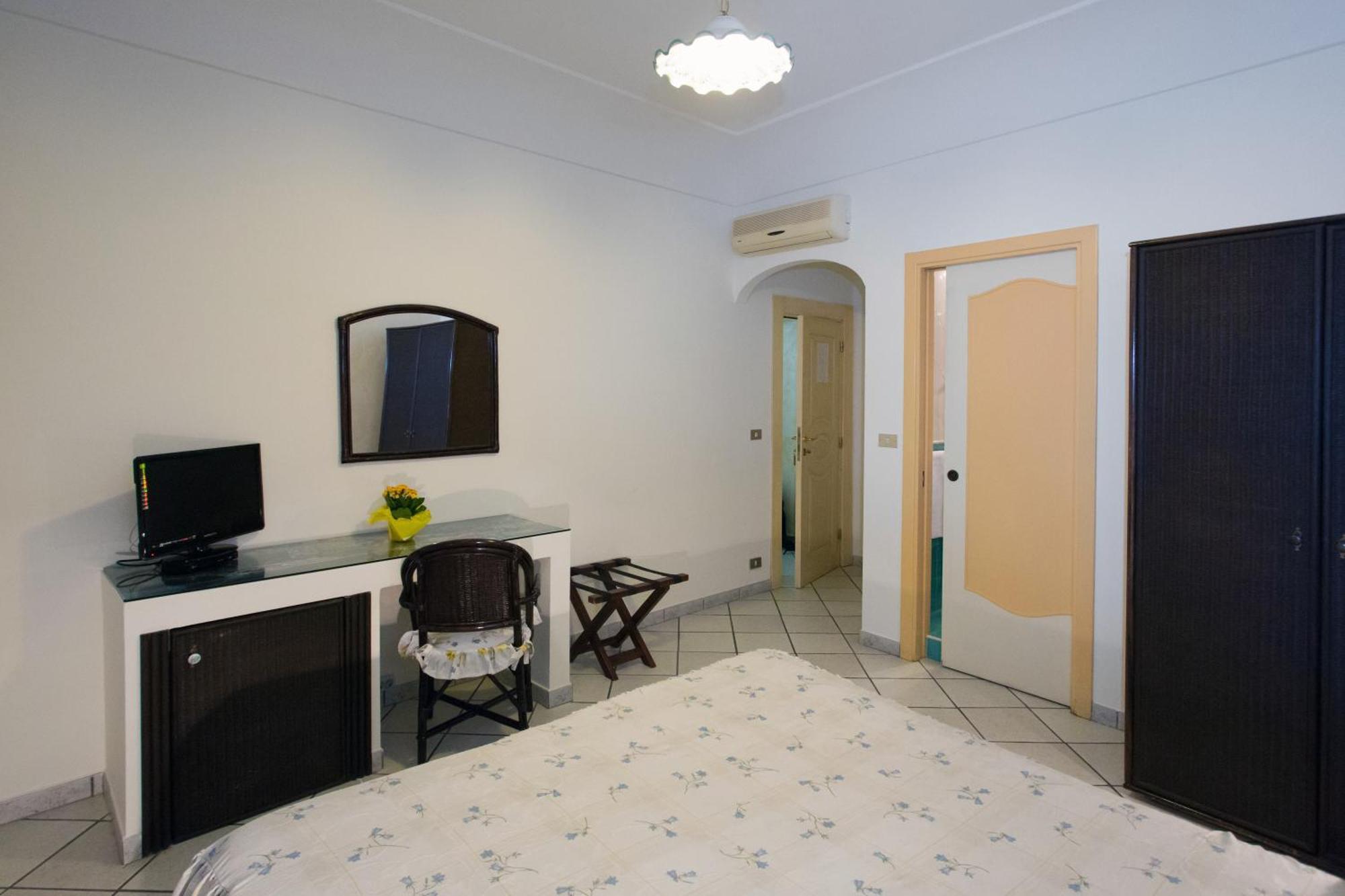 Fico D'India Relais Hotell Furore Rom bilde