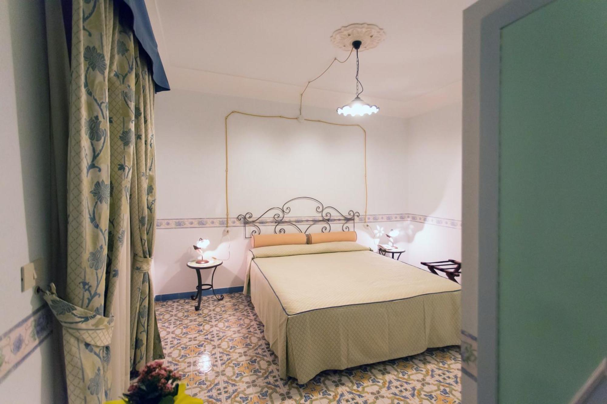 Fico D'India Relais Hotell Furore Rom bilde