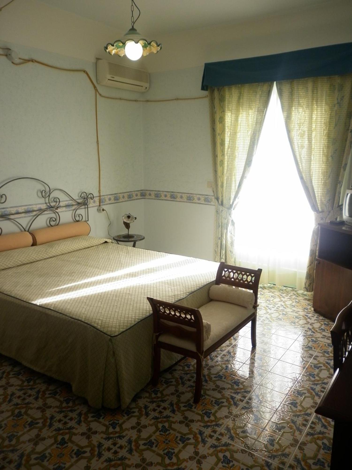 Fico D'India Relais Hotell Furore Rom bilde
